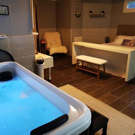 Suite Jacuzzi Au Calme Domont Extérieur photo